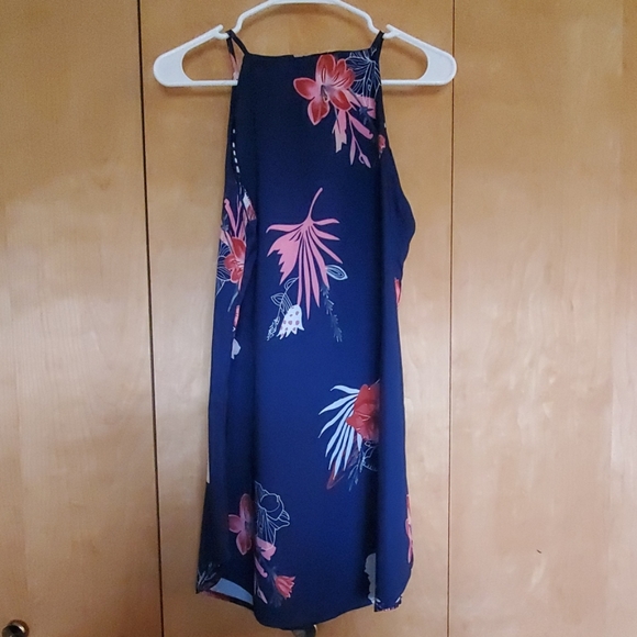 floral dress - Picture 2 of 3